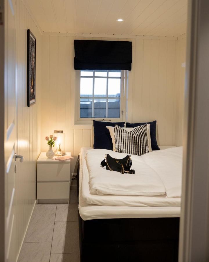 Vollsnes Lodge *