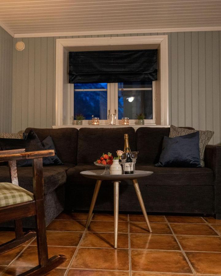 Vollsnes Lodge *