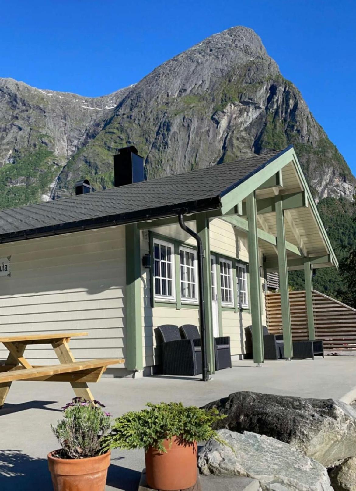 Lodge Vollsnes
